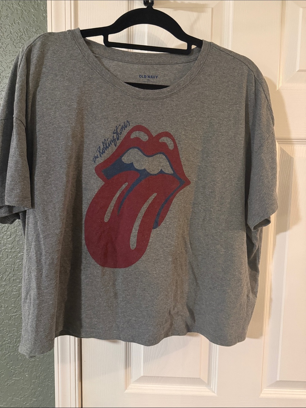 Old Navy Gray Rolling Stones Tongue Logo Tee with Red and Blue Accents